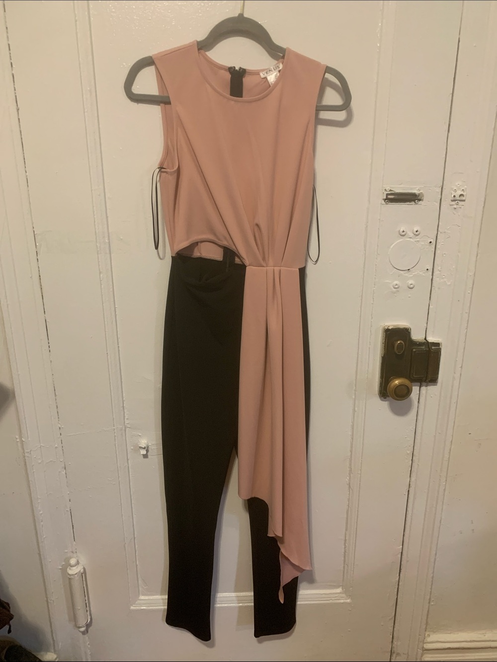 VENUS Sleeveless Two-Tone Jumpsuit in Blush and Black